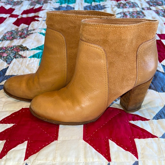 kate spade Shoes - Kate Spade Genuine Leather/Suede Pull-On Ankle Boots, Tan, Size 7.5